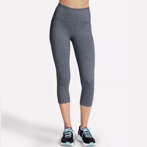 Skechers size S The GO WALK High Waisted Midcalf Legging